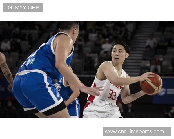 日本男篮弃用霍金森或为战术烟雾弹赛前临时更换科克引发热议